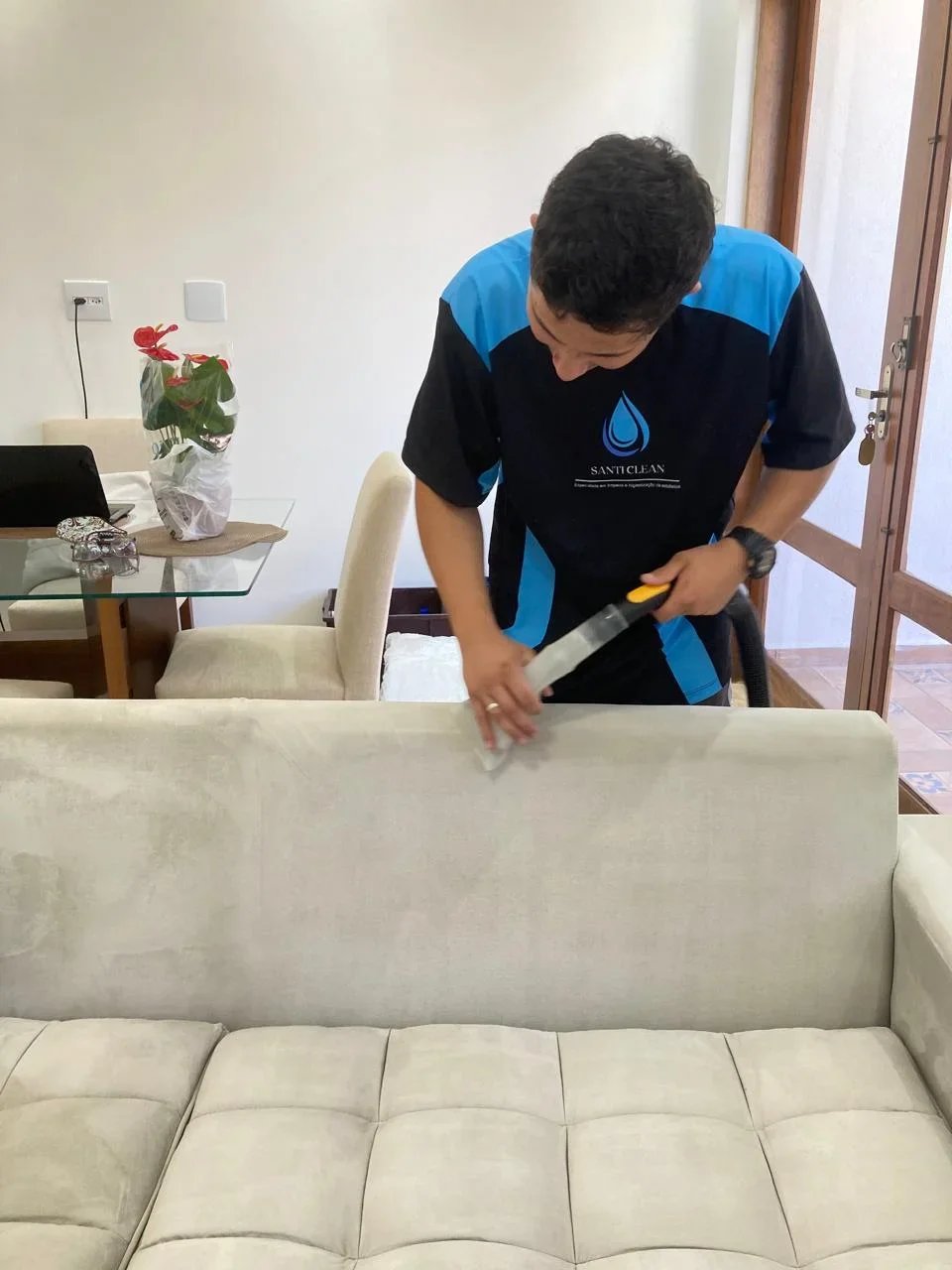 Serviço SantiClean